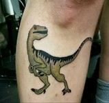 Kaja_memento_tattoo_dinosaur_dotwork.jpg