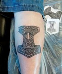Kaja_tors_hammer_memento_tattoo.jpg